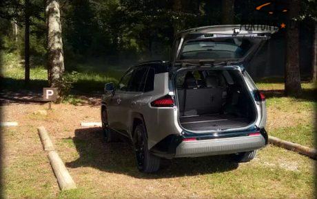 TOYOTA RAV4 4X4 HIBRIDO ( PHEV ) 304 CV  '2026